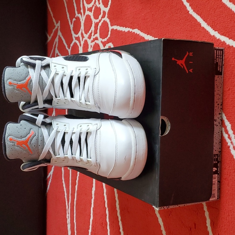 Air Jordan Retro 5